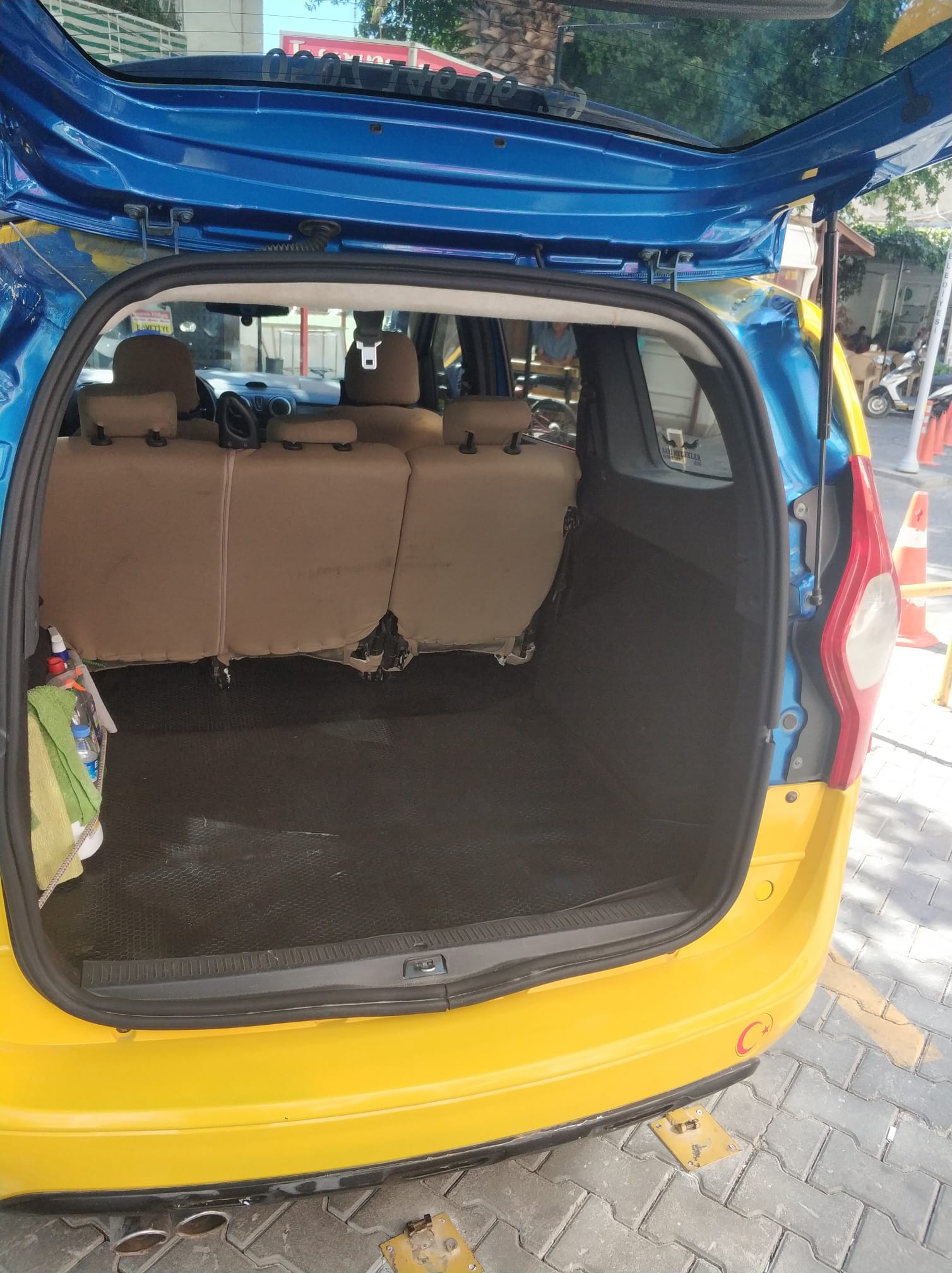 Dikili Taksi – Ferhat Solmaz