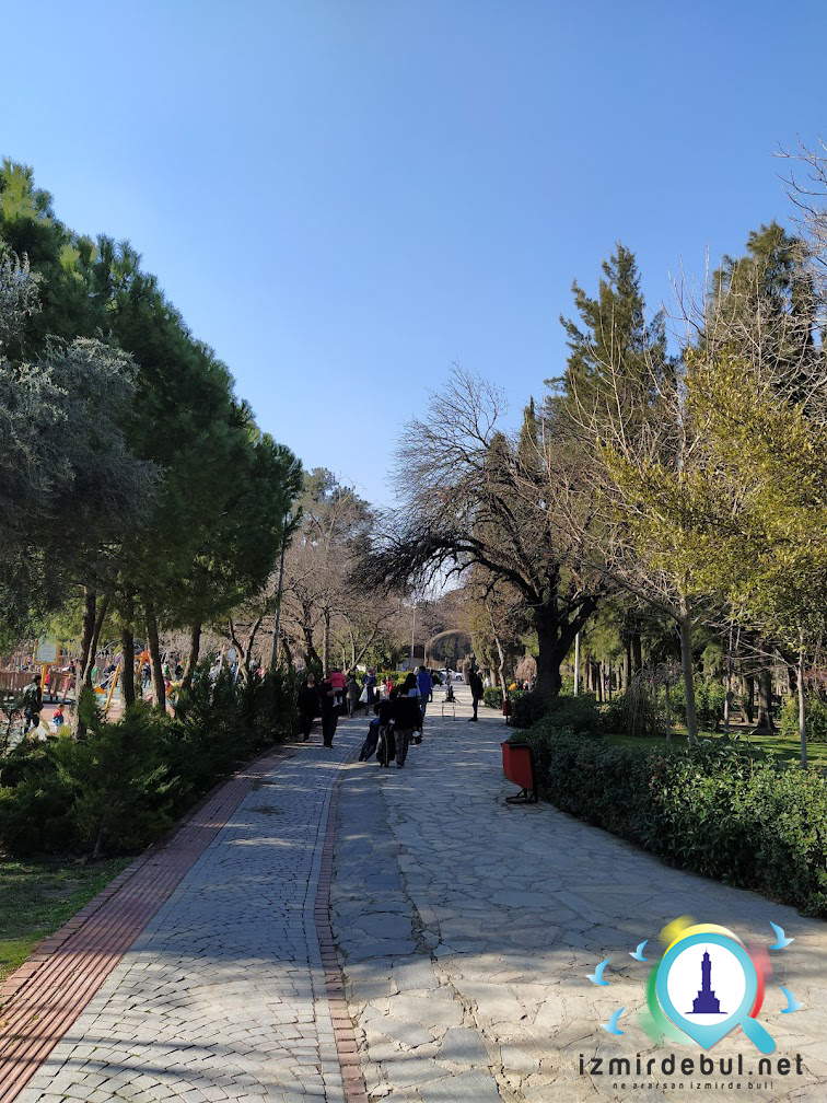 Hasanağa Bahçesi Yol