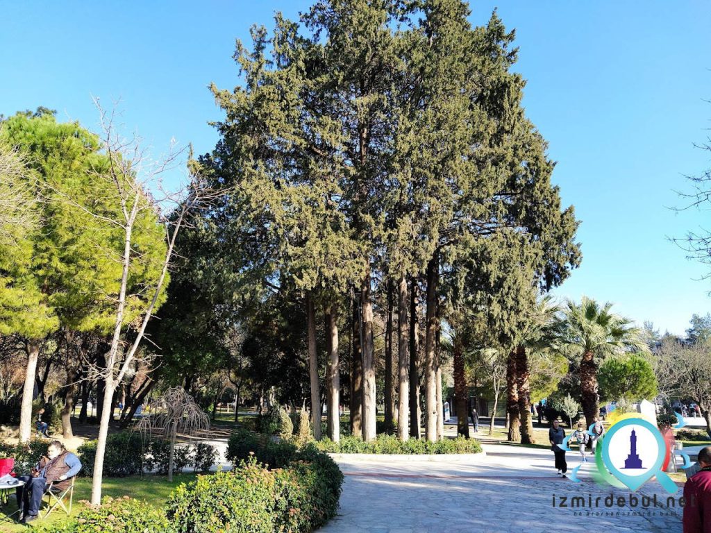 Hasanağa Bahçesi Yol